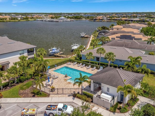 5009 LAKE OVERLOOK AVENUE, Bradenton, FL 34208