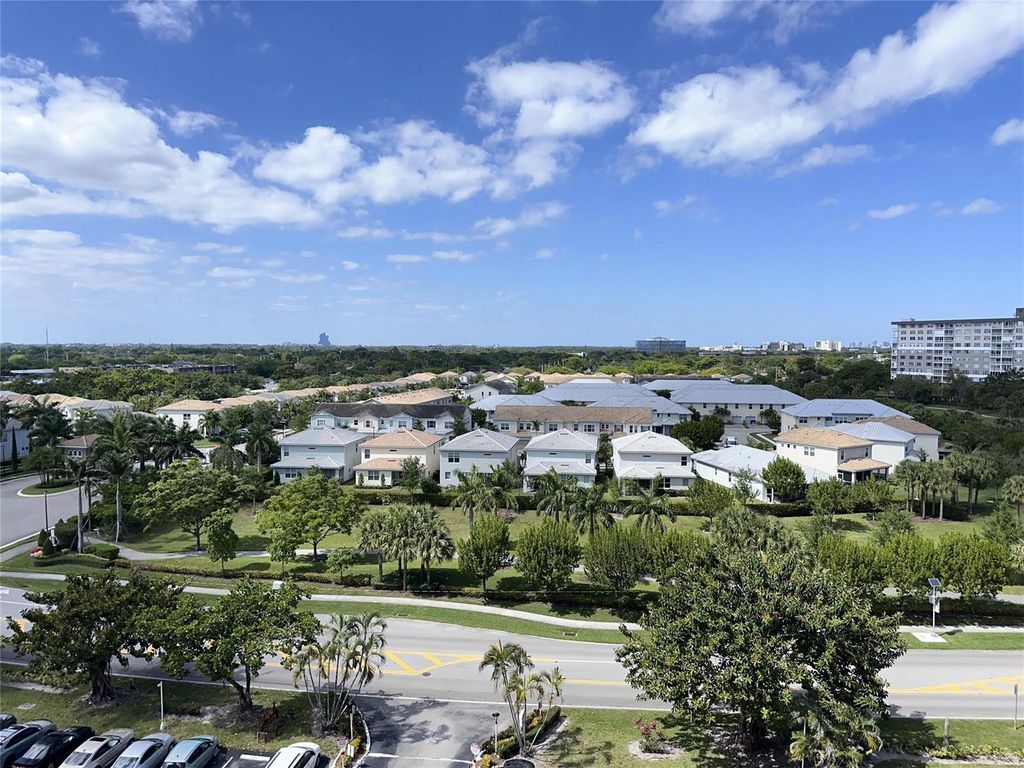 4330 Hillcrest Drive 904, Hollywood, FL 33021