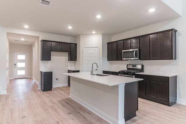17900 Trieste DR, Pflugerville, TX 78660