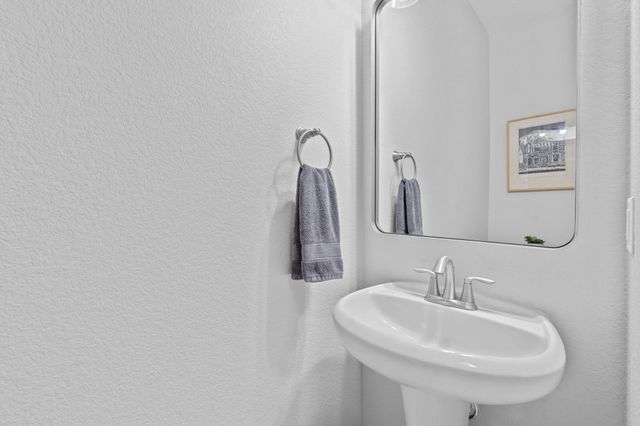 109 Enchanted Woods TRL, Buda, TX 78610