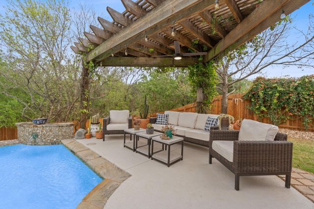 109 Enchanted Woods TRL, Buda, TX 78610