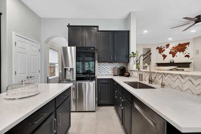 109 Enchanted Woods TRL, Buda, TX 78610