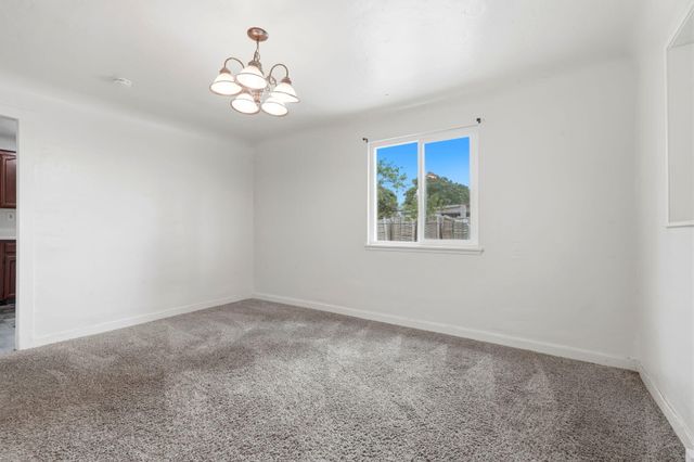 594 N Front, Earlimart, CA 93219