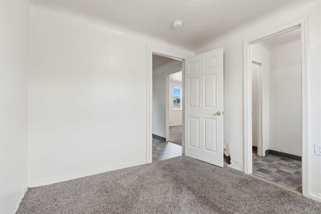 594 N Front, Earlimart, CA 93219