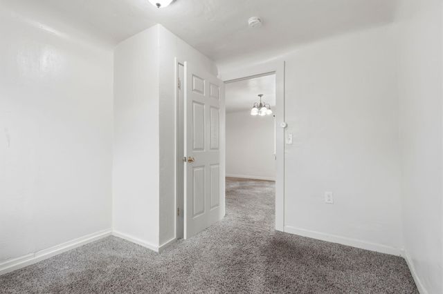 594 N Front, Earlimart, CA 93219