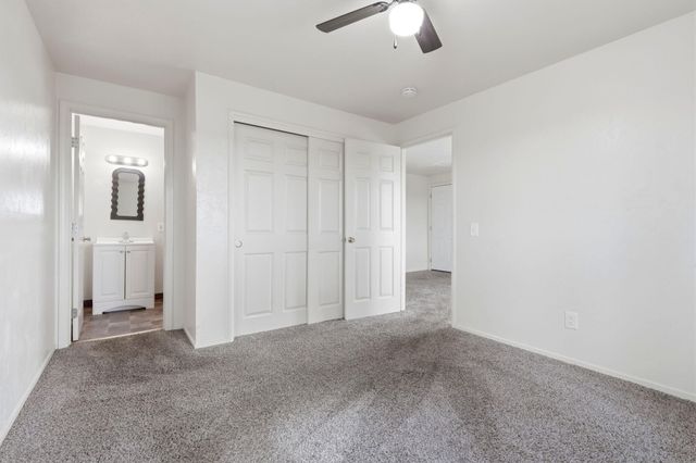 594 N Front, Earlimart, CA 93219