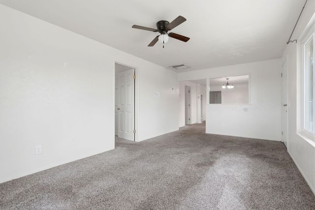 594 N Front, Earlimart, CA 93219