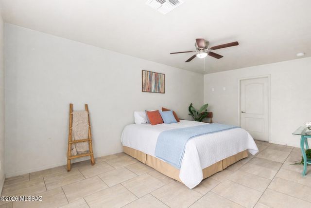 981 W Santa Maria Street, Tucson, AZ 85706