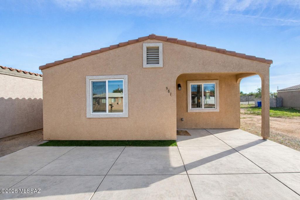 981 W Santa Maria Street, Tucson, AZ 85706