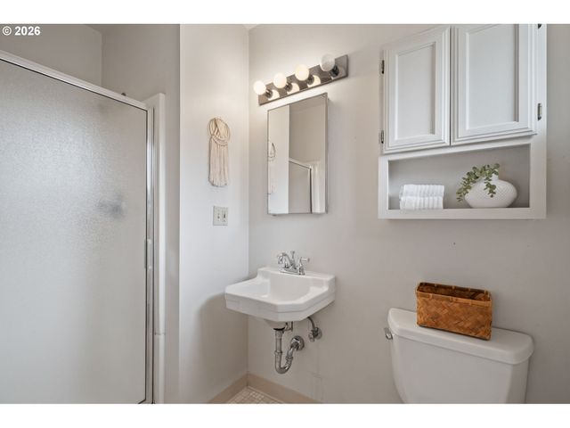 14035 Sw DERBY St, Beaverton, OR 97005