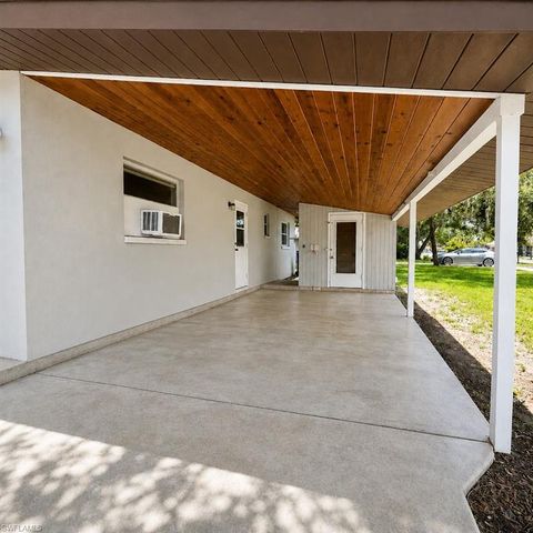3304 Edgewood AVE, Fort Myers, FL 33916