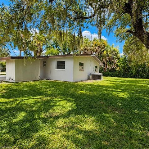 3304 Edgewood AVE, Fort Myers, FL 33916