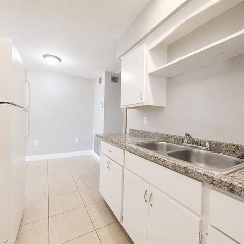 3304 Edgewood AVE, Fort Myers, FL 33916
