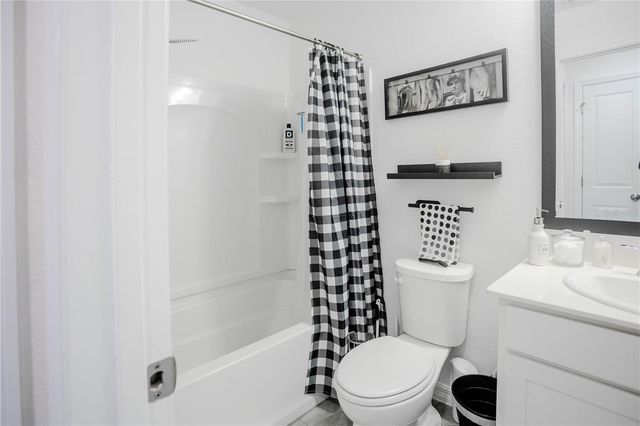 643 BELGROVE STREET, Debary, FL 32713