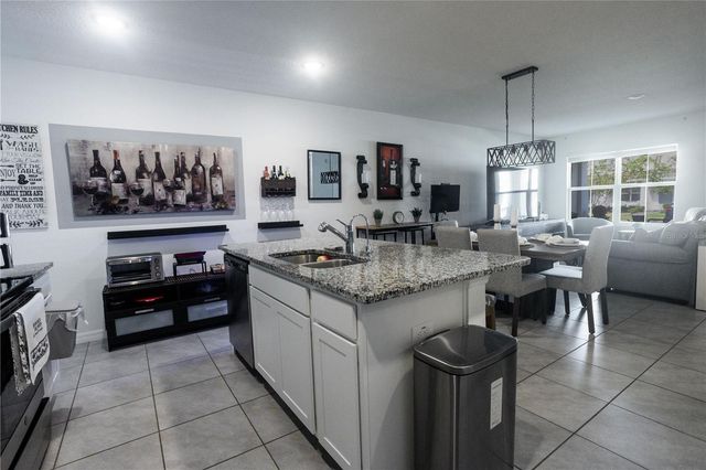 643 BELGROVE STREET, Debary, FL 32713