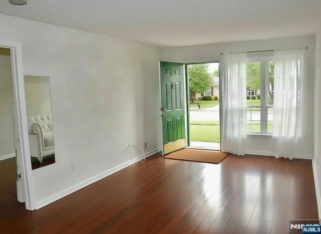 727 Pepperidge Road, Mahwah, NJ 07430