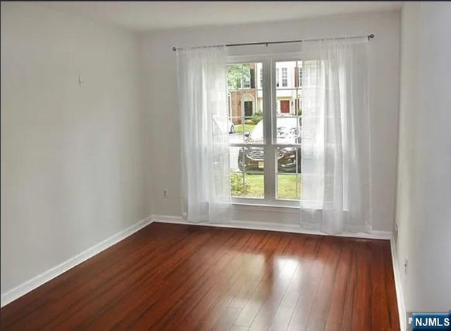 727 Pepperidge Road, Mahwah, NJ 07430