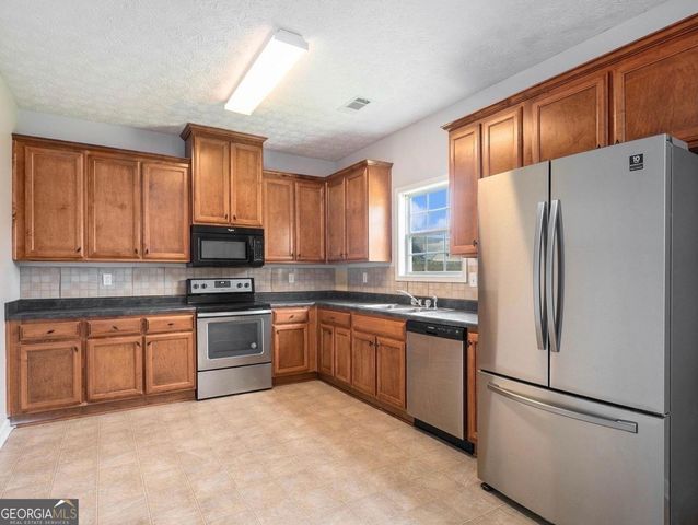 116 Bramble Way, Griffin, GA 30224
