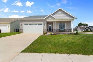 1404 Green Grass Drive, Osceola, IN 46561