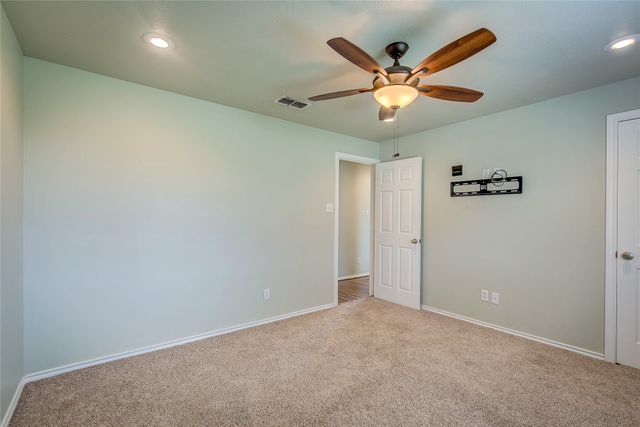 2721 Fm 2649, Lone Oak, TX 75453