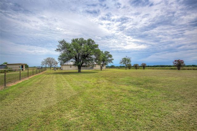 2721 Fm 2649, Lone Oak, TX 75453