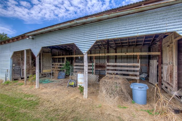 2721 Fm 2649, Lone Oak, TX 75453