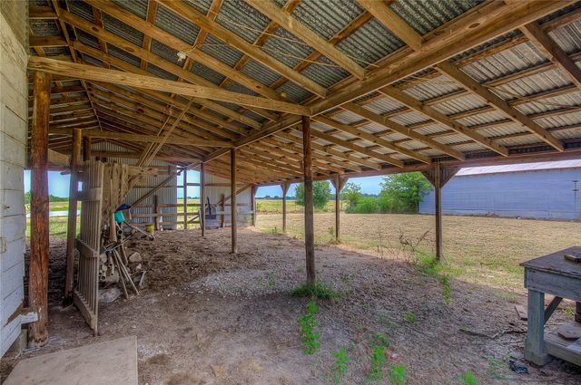 2721 Fm 2649, Lone Oak, TX 75453