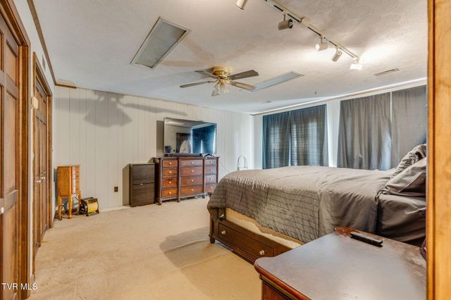 1201 Meadow Lane, Kingsport, TN 37663