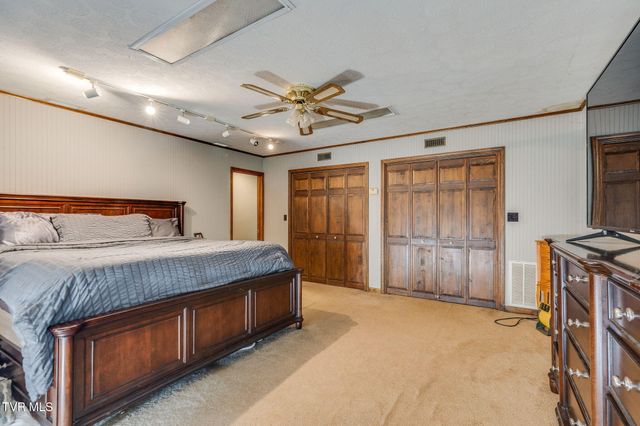 1201 Meadow Lane, Kingsport, TN 37663