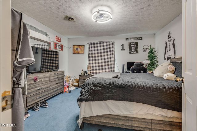 1201 Meadow Lane, Kingsport, TN 37663
