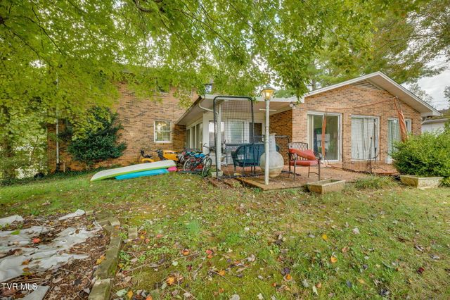 1201 Meadow Lane, Kingsport, TN 37663