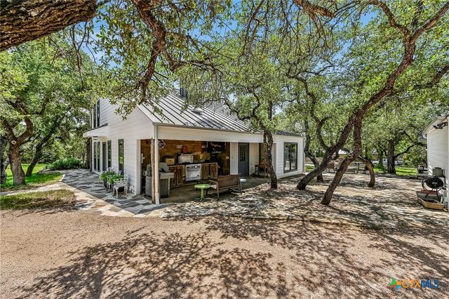 101 Chapparal Drive, Wimberley, TX 78676