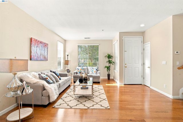 188 Black Mountain Circle, Fremont, CA 94536