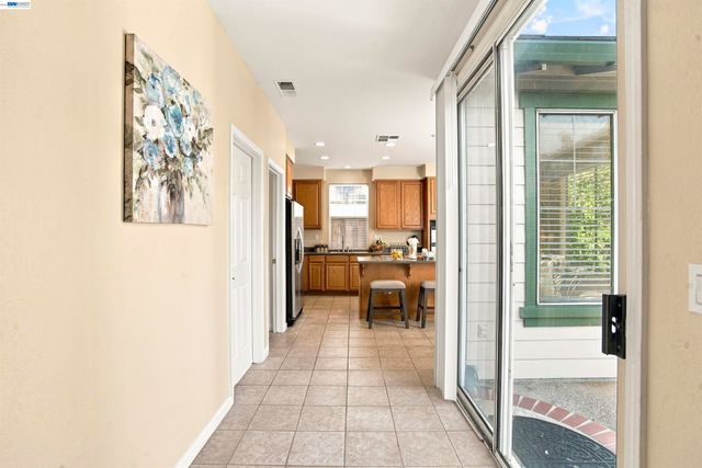 188 Black Mountain Circle, Fremont, CA 94536