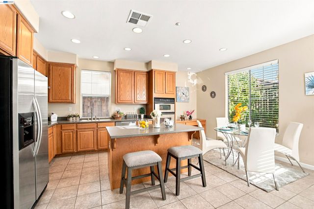 188 Black Mountain Circle, Fremont, CA 94536