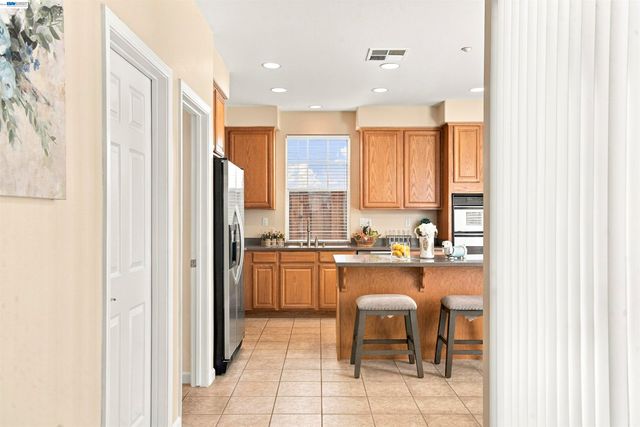188 Black Mountain Circle, Fremont, CA 94536