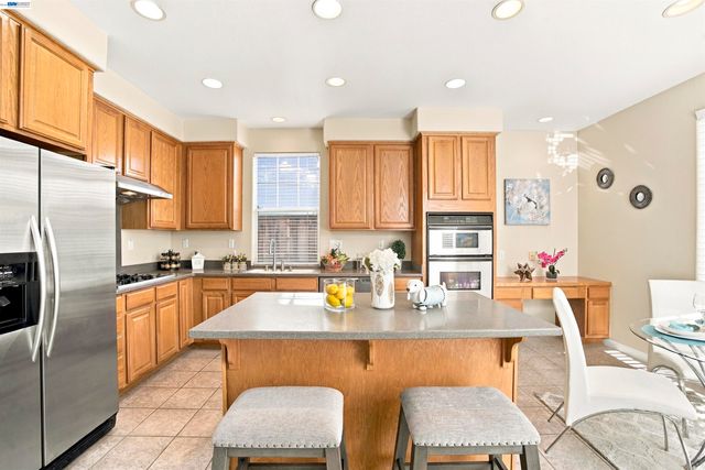 188 Black Mountain Circle, Fremont, CA 94536
