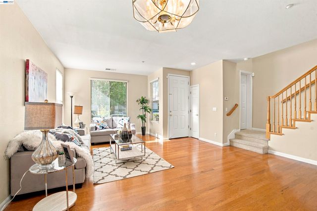 188 Black Mountain Circle, Fremont, CA 94536