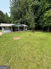 260 W Teamon Circle, Griffin, GA 30223