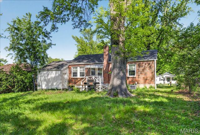 1133 N Geyer Road, Kirkwood, MO 63122