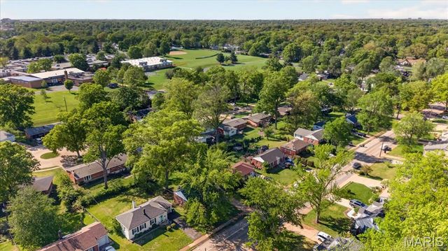 1133 N Geyer Road, Kirkwood, MO 63122