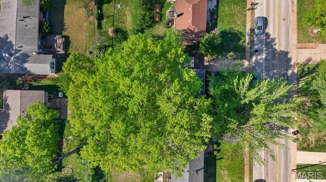 1133 N Geyer Road, Kirkwood, MO 63122