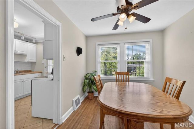 1133 N Geyer Road, Kirkwood, MO 63122