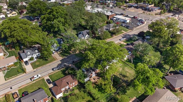 1133 N Geyer Road, Kirkwood, MO 63122