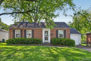 1133 N Geyer Road, Kirkwood, MO 63122