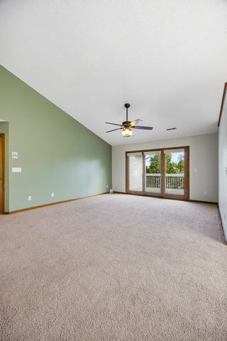3260 Willowridge Drive D, Marion, IA 52302