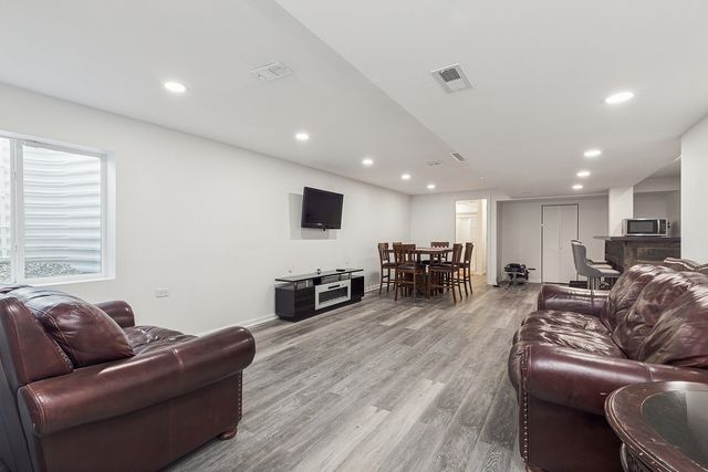 16614 S Silo Bend Drive, Lockport, IL 60441