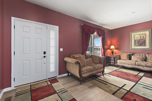 16614 S Silo Bend Drive, Lockport, IL 60441