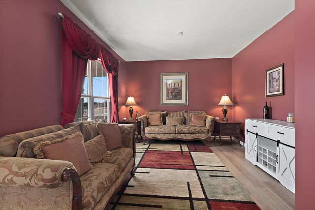 16614 S Silo Bend Drive, Lockport, IL 60441