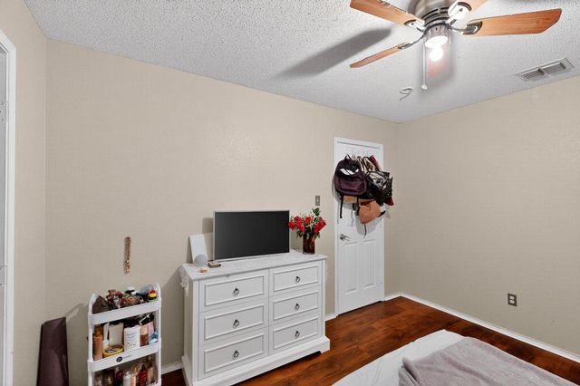 6716 Waterhill Lane, Fort Worth, TX 76179